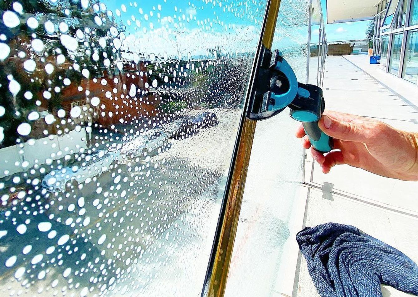Image of 15+ Year Old Window Cleaning Services Company