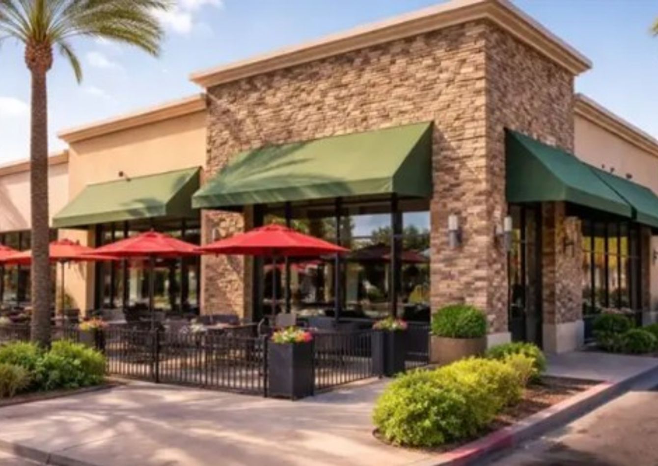 Image of High-Volume Fast-Casual Franchise | $1.5M Sales | Prime Tempe Area
