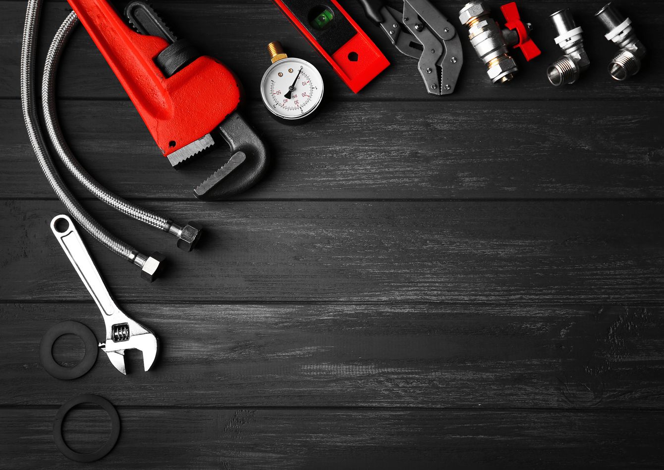 (IMn7djcM6GSEdbaHRd2UY)Plumbing%20Repair%20Tools.jpg