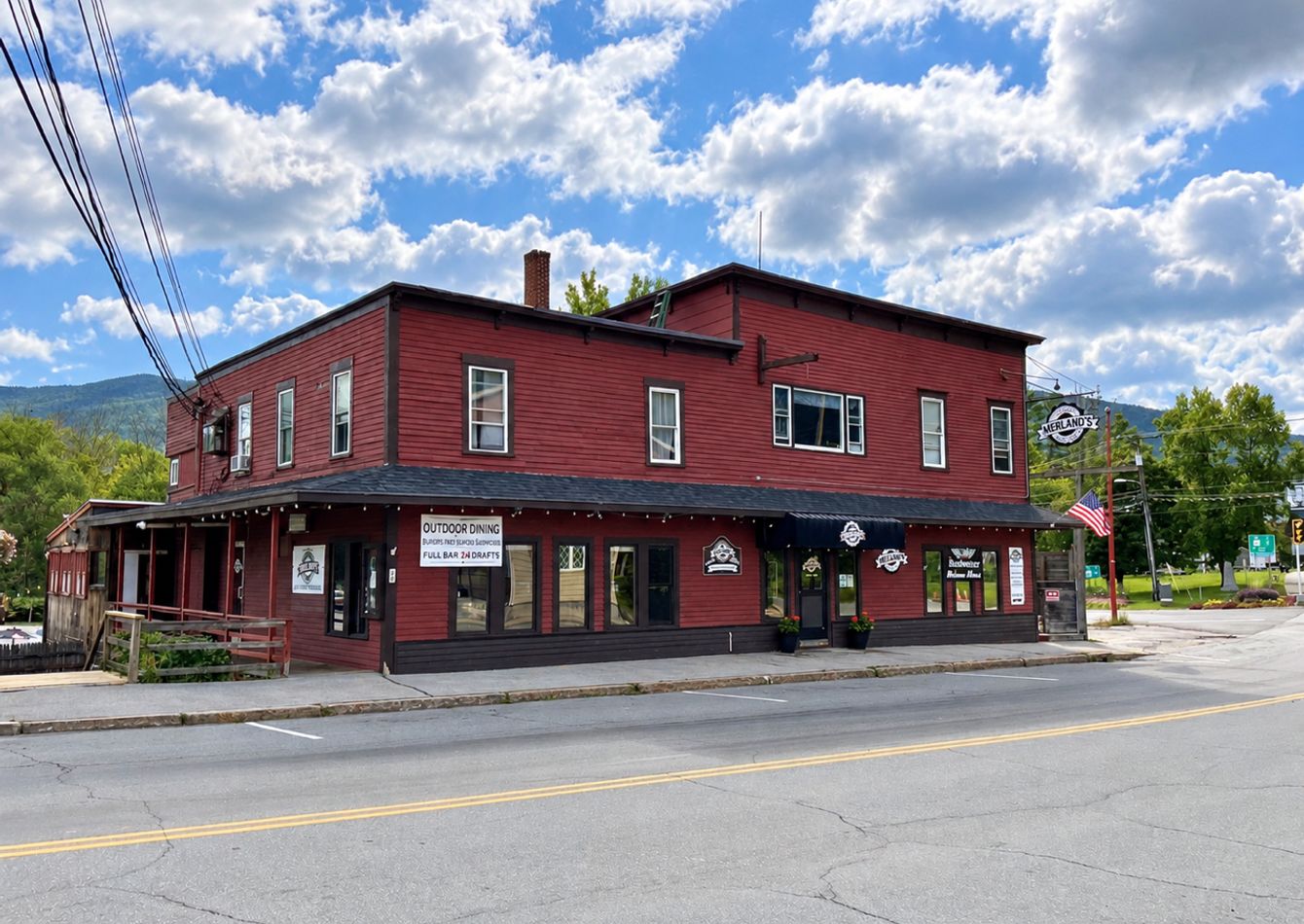 Image of White Mountains New Hampshire Restaurant with Real Estate