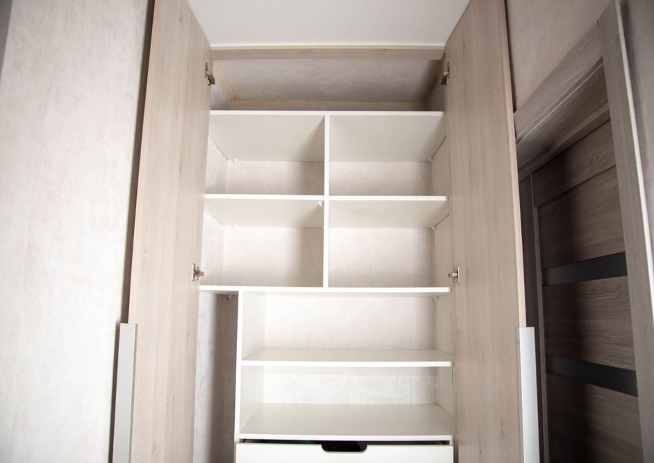 Image of High-Margin Custom Closets & Storage Solutions Manufacturer– CNC Equipped & Relocatable 59720