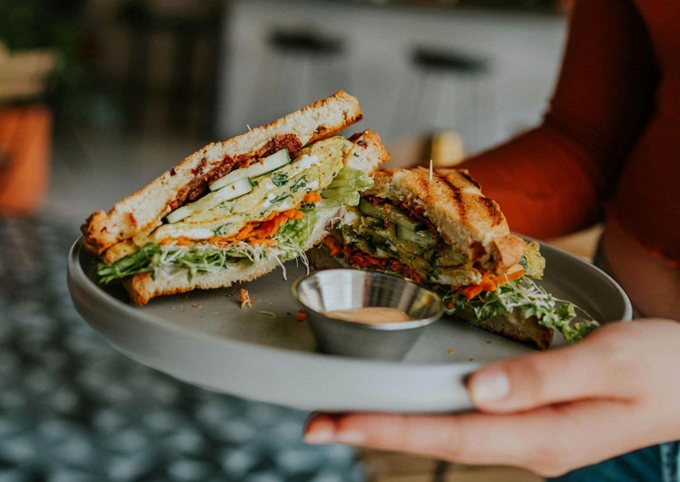 Image of Full-Service Restaurant Serving Acadiana