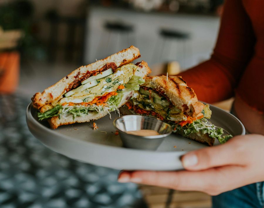 Image of Full-Service Restaurant Serving Acadiana