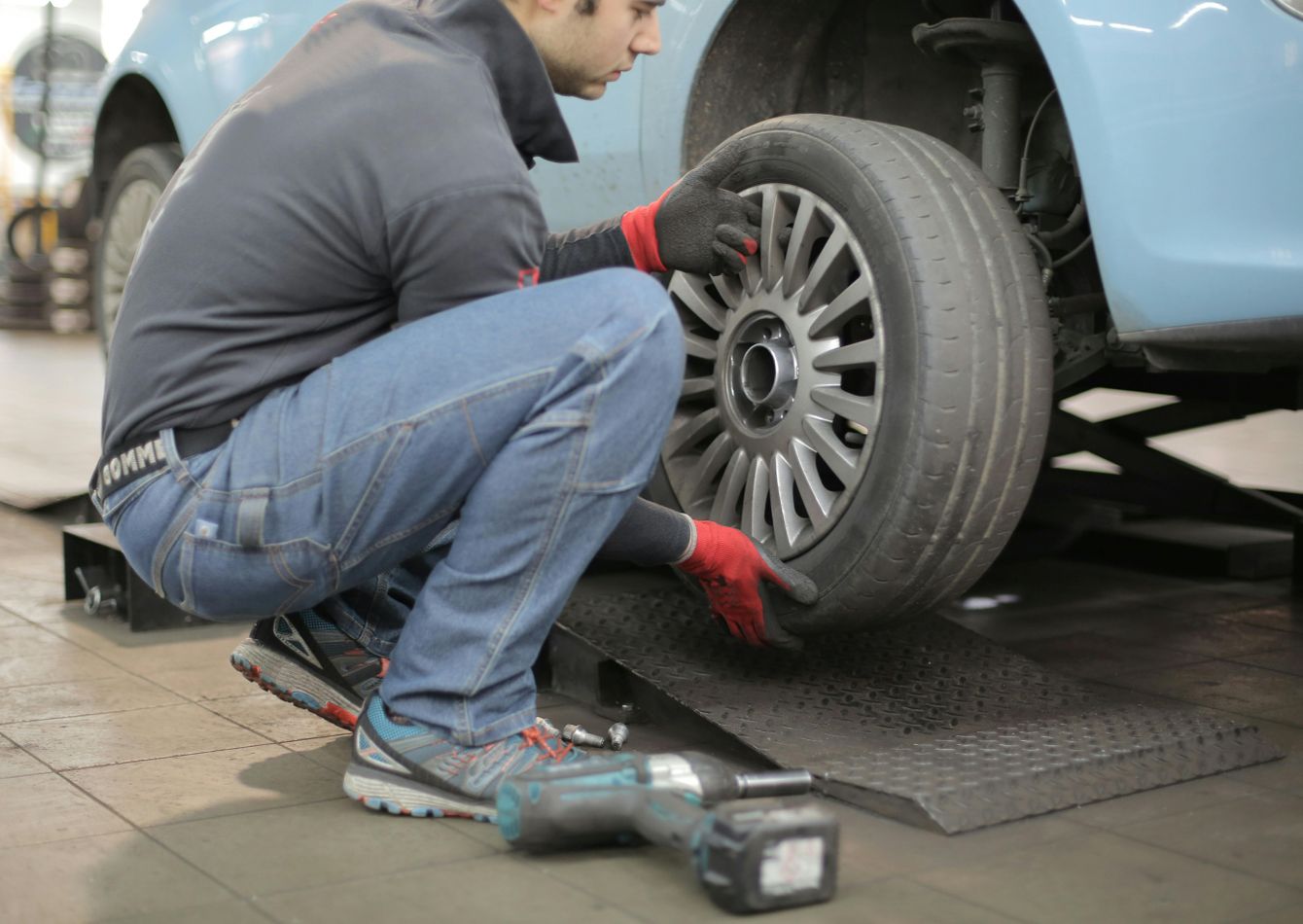 Image of Tire Dealership & Auto Repair Services, with Real Estate Included