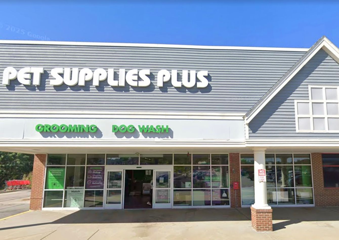 Image of Established Pet Supplies Plus Franchise – $2.5M+ Revenue