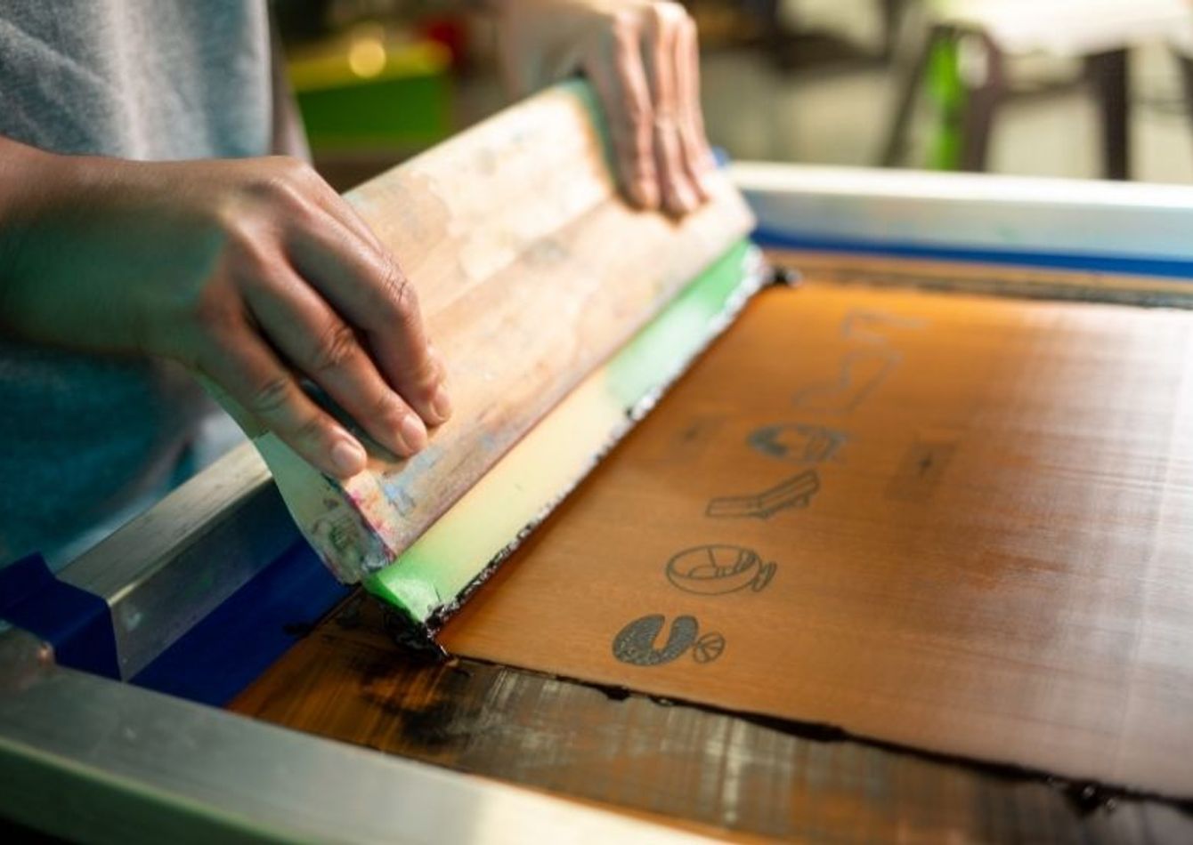 Image of Established WI Screen Print & Embroidery Business + Real Estate. 58780