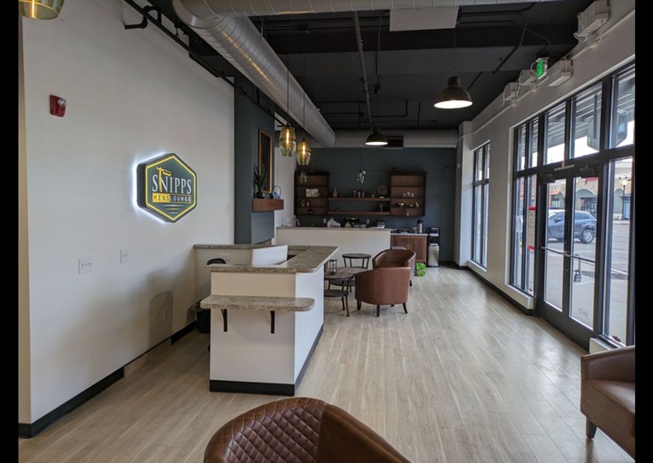 (Nv3dBc4PHjNqBPiO6ZSQR)Barista%20station.jpg