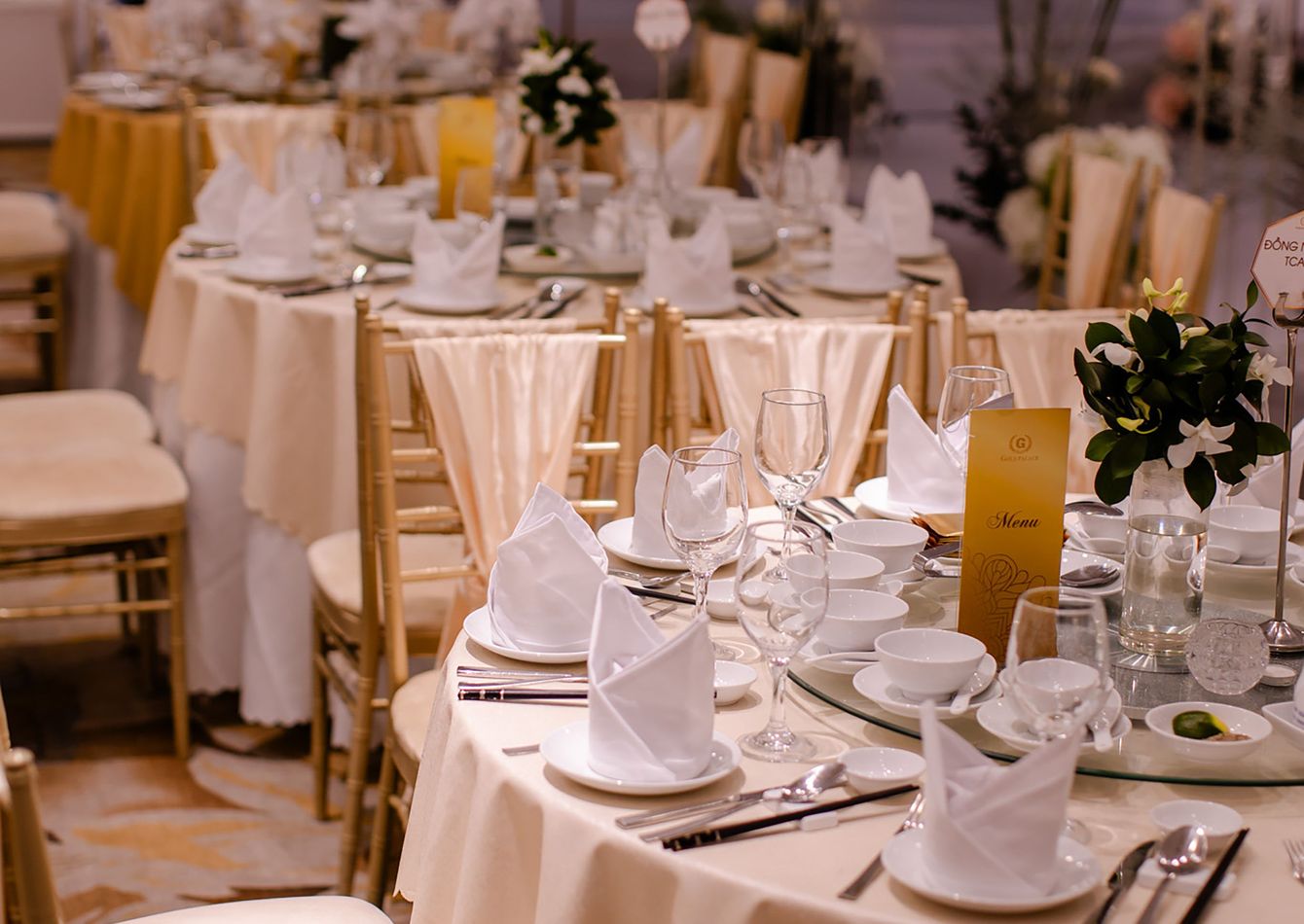 (PLI-Nk7mD93t3KzIlGC6t)Banquet.jpg