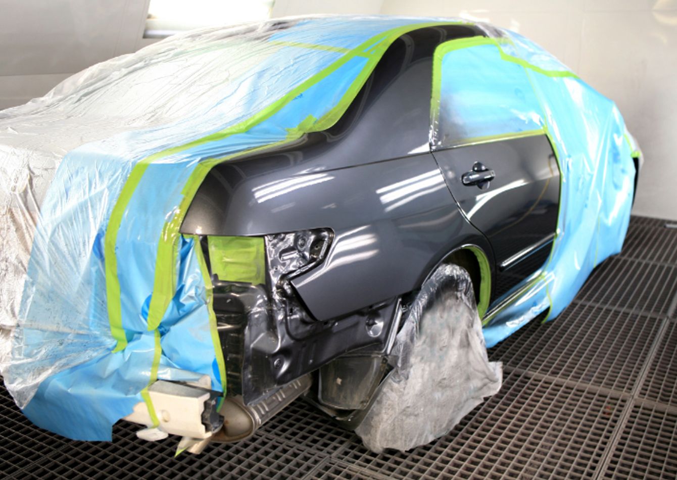 Image of UNDER CONTRACT Highly Profitable Auto Body Franchise on a High-Traffic Dayton Corridor With a Specialized Niche That Competing Shops Refer Work To    